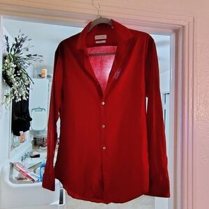 Red Calvin Klein shirt stretchy size 32/33 medium long sleeve button down classy
